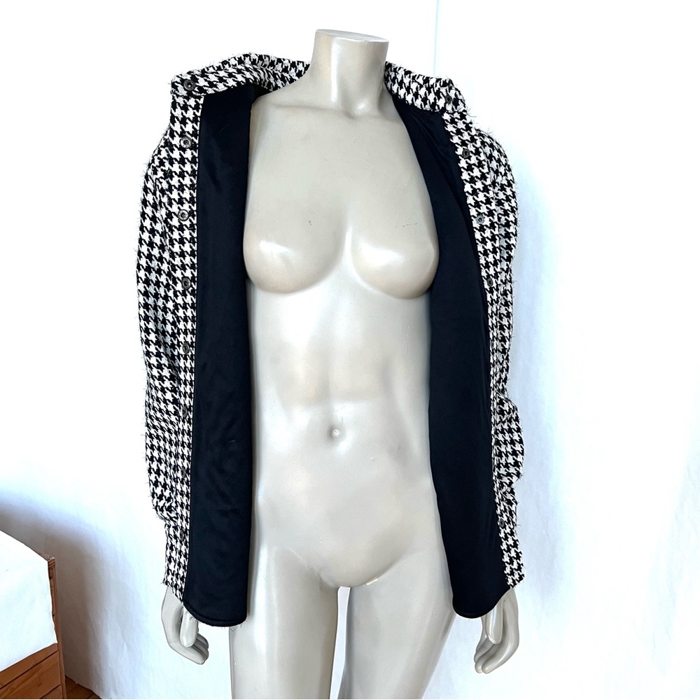 WAYF Women’s Houndstooth Shirt, Jacket - Picture 12 of 16